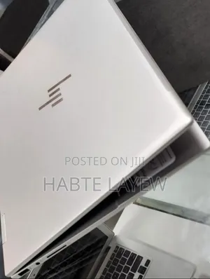 New Laptop HP Envy X360 8GB Intel Core I5 SSD 512GB