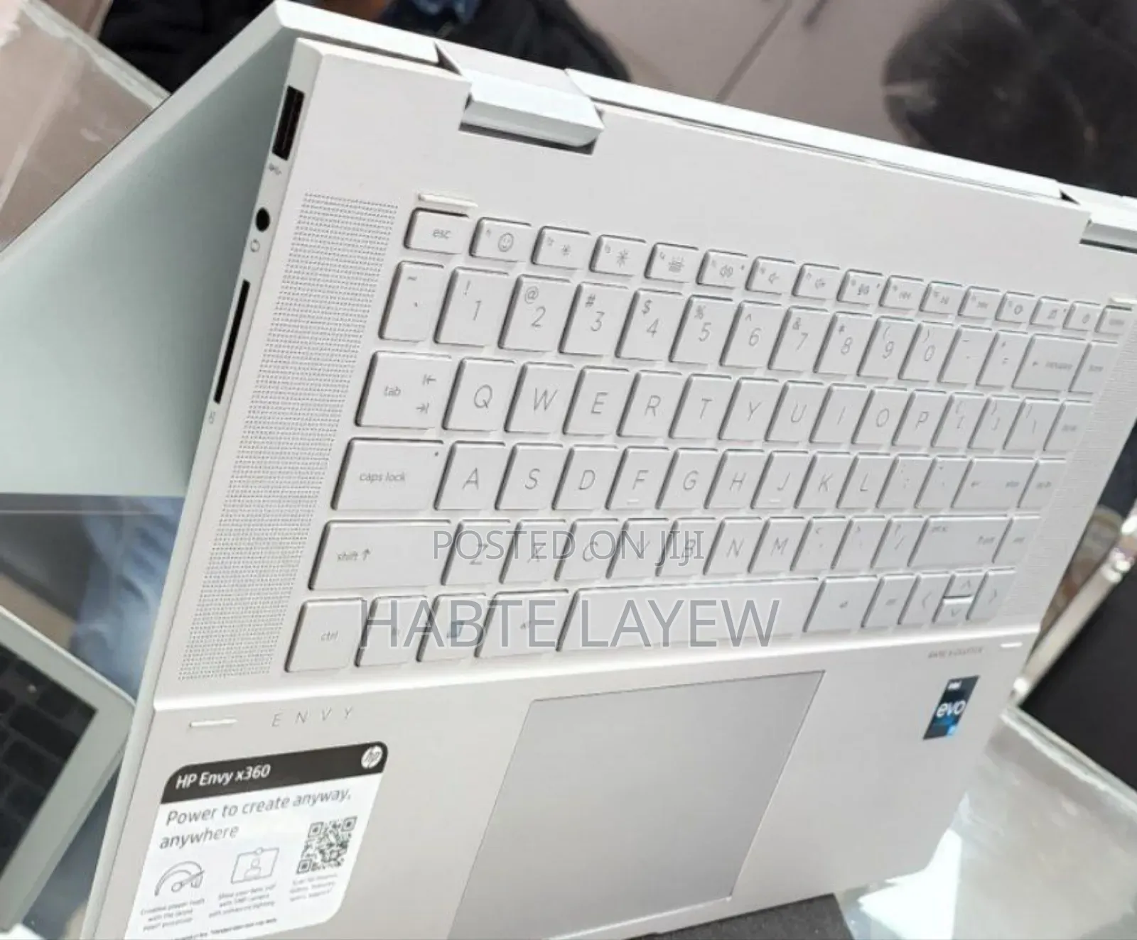 New Laptop HP Envy X360 8GB Intel Core I5 SSD 512GB