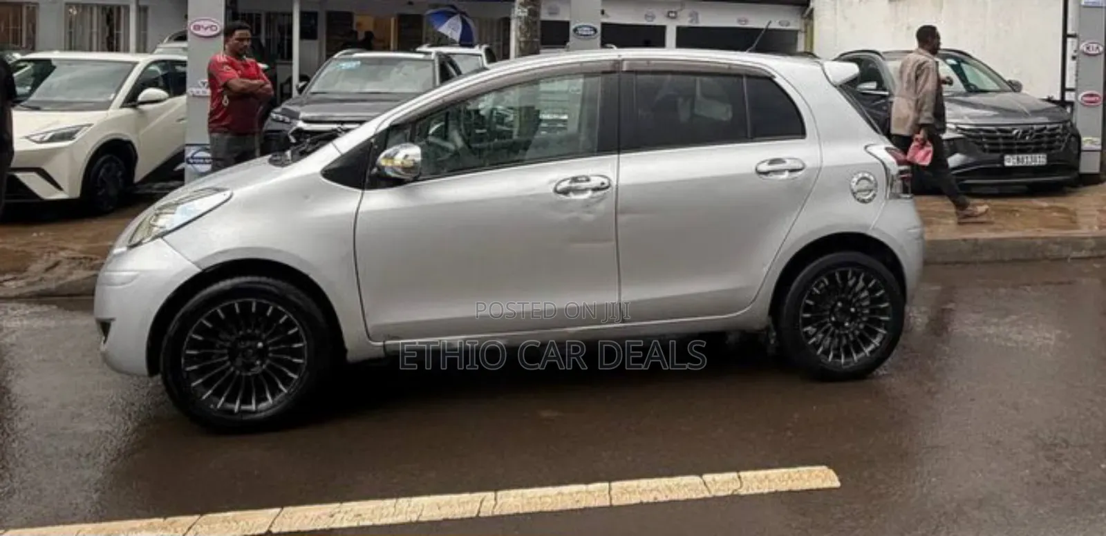 Toyota Yaris 2010 Silver