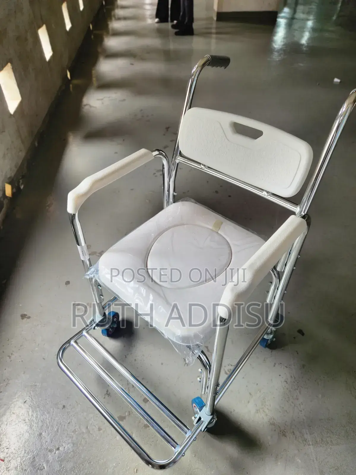 Wheelchair L鄉村commode Wheelchair L段考wheelchair L疑慮wheelchair牏的wheelcha