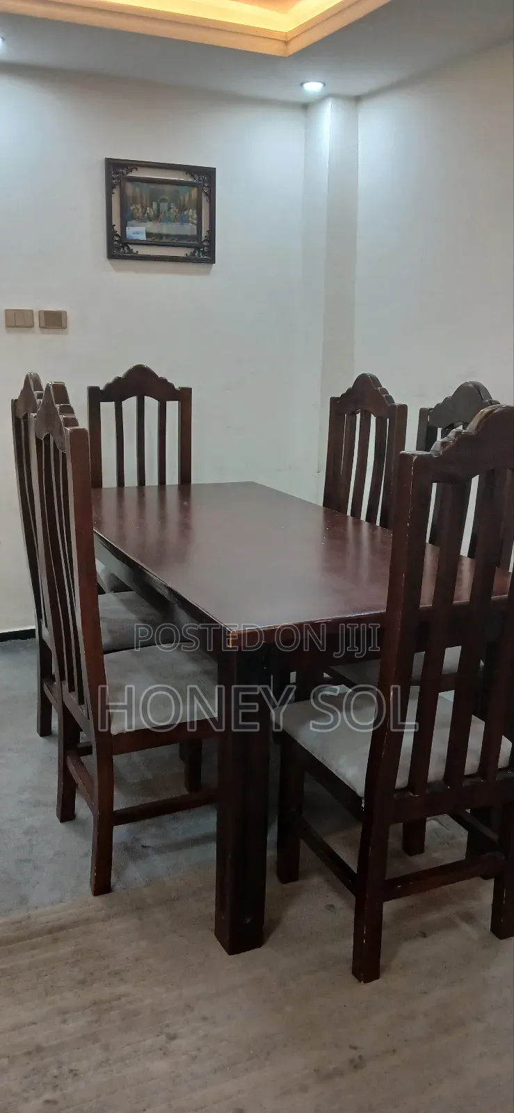 Dinning Table With 6 Chairs