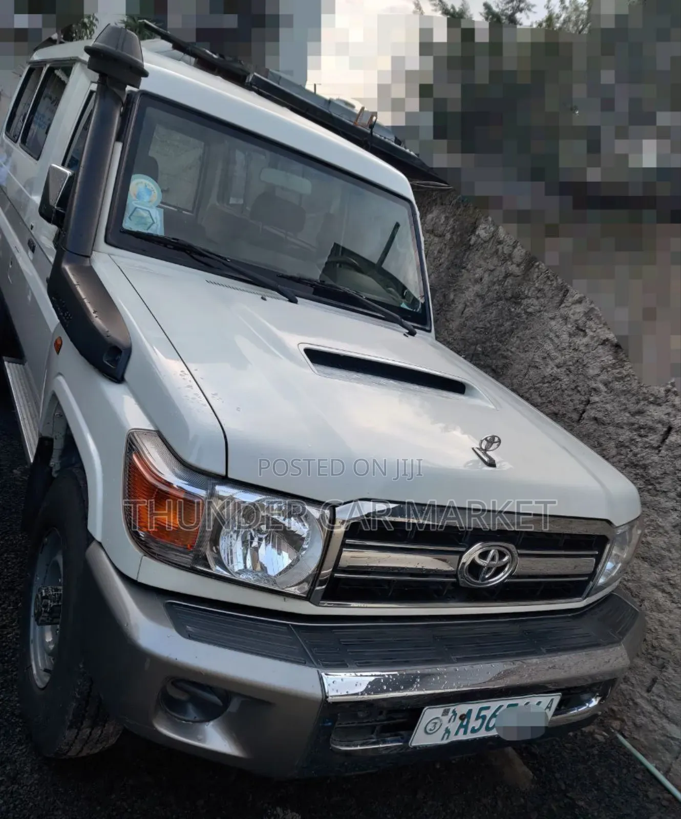 Toyota Land Cruiser 2018 White