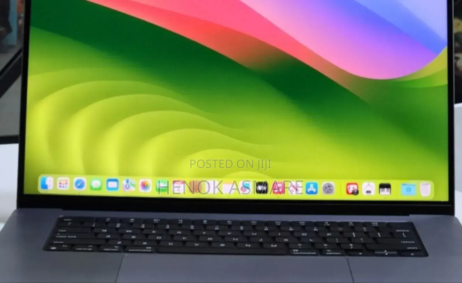 New Laptop Apple MacBook Pro M1 16GB SSD 1T