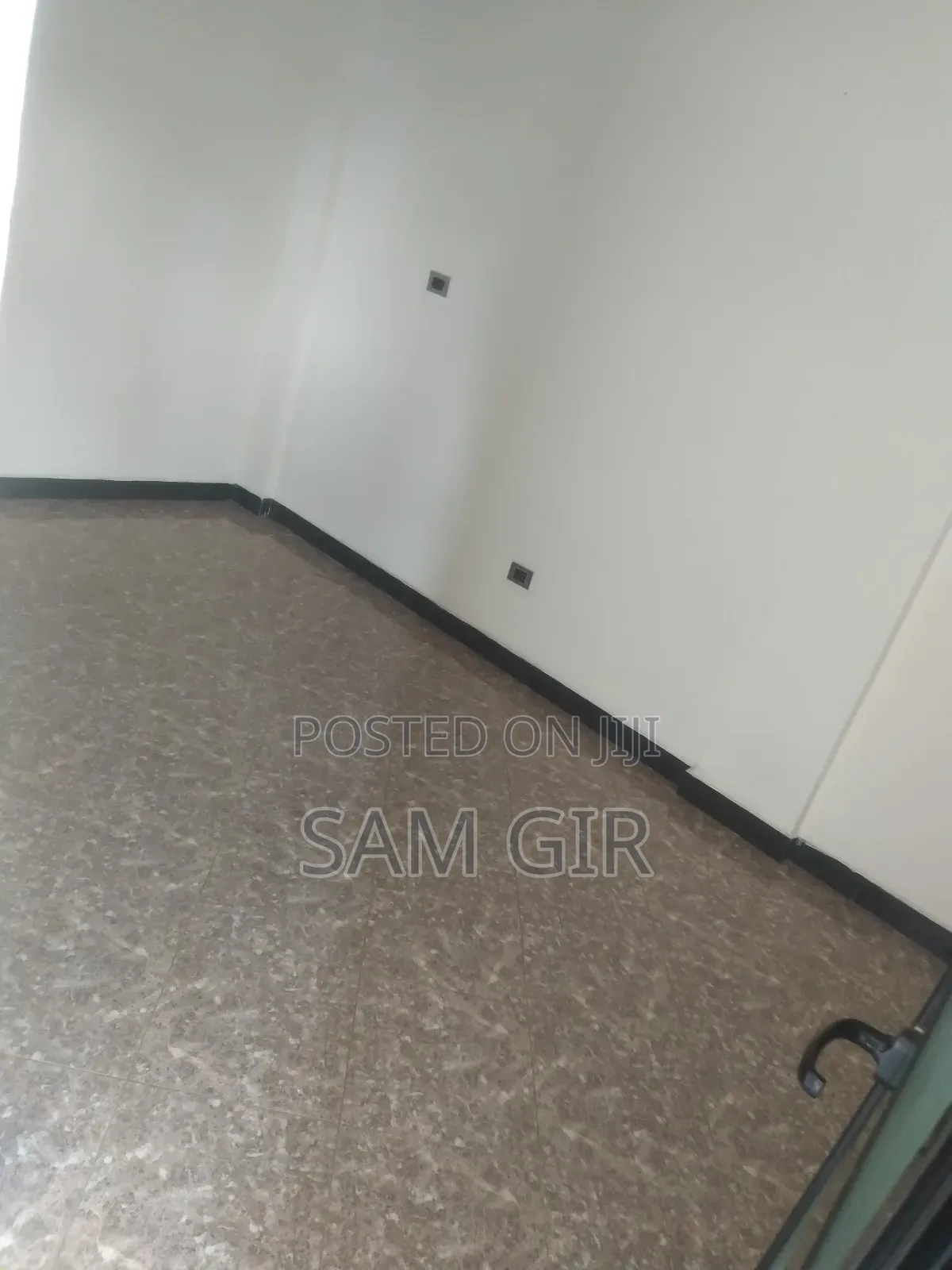 Furnished 6bdrm House in 72, Bole for rent