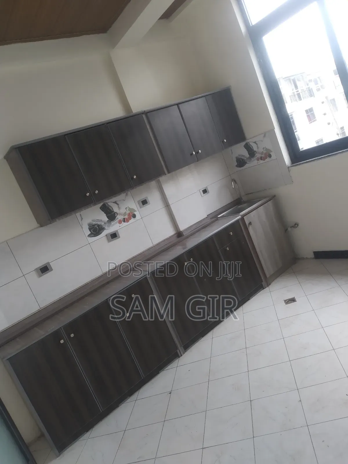 Furnished 6bdrm House in 72, Bole for rent