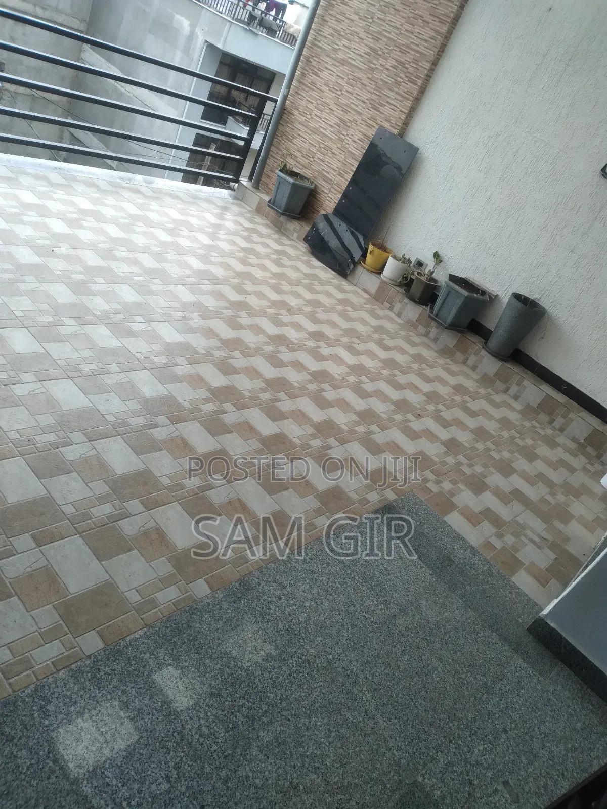 Furnished 6bdrm House in 72, Bole for rent