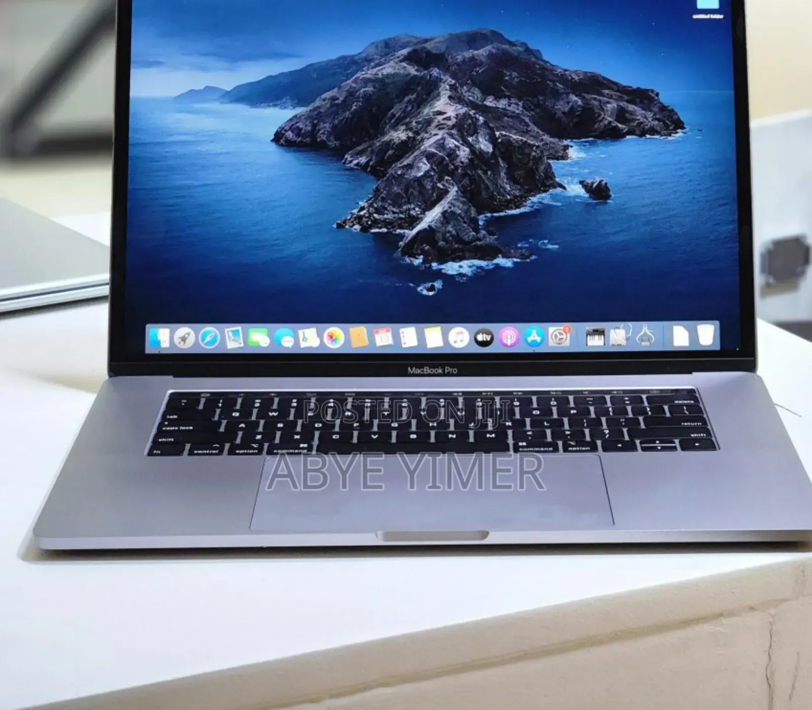 New Laptop Apple MacBook Pro 2019 32GB Intel Core I9 SSD 1T