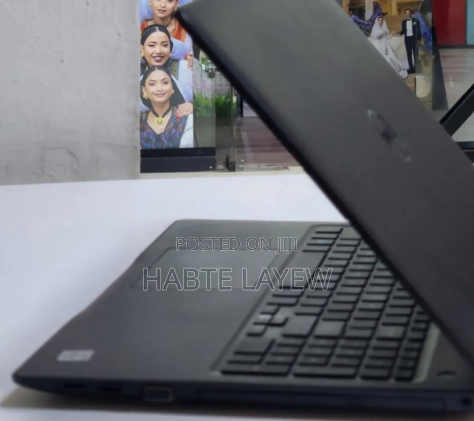 New Laptop Dell Vostro 1220 8GB Intel Core I5 SSD 512GB