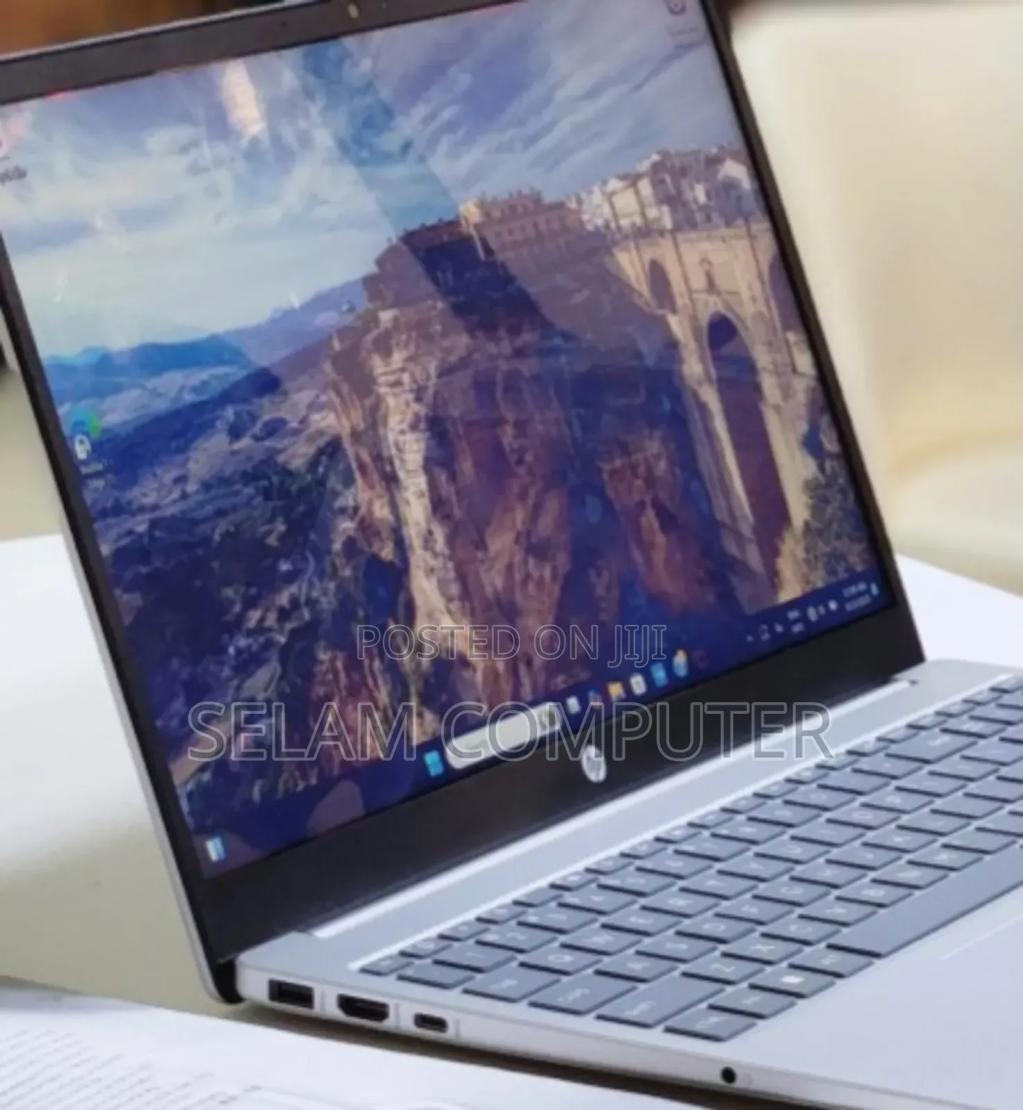 New Laptop HP Stream Notebook 8GB Intel Core I3 SSD 256GB