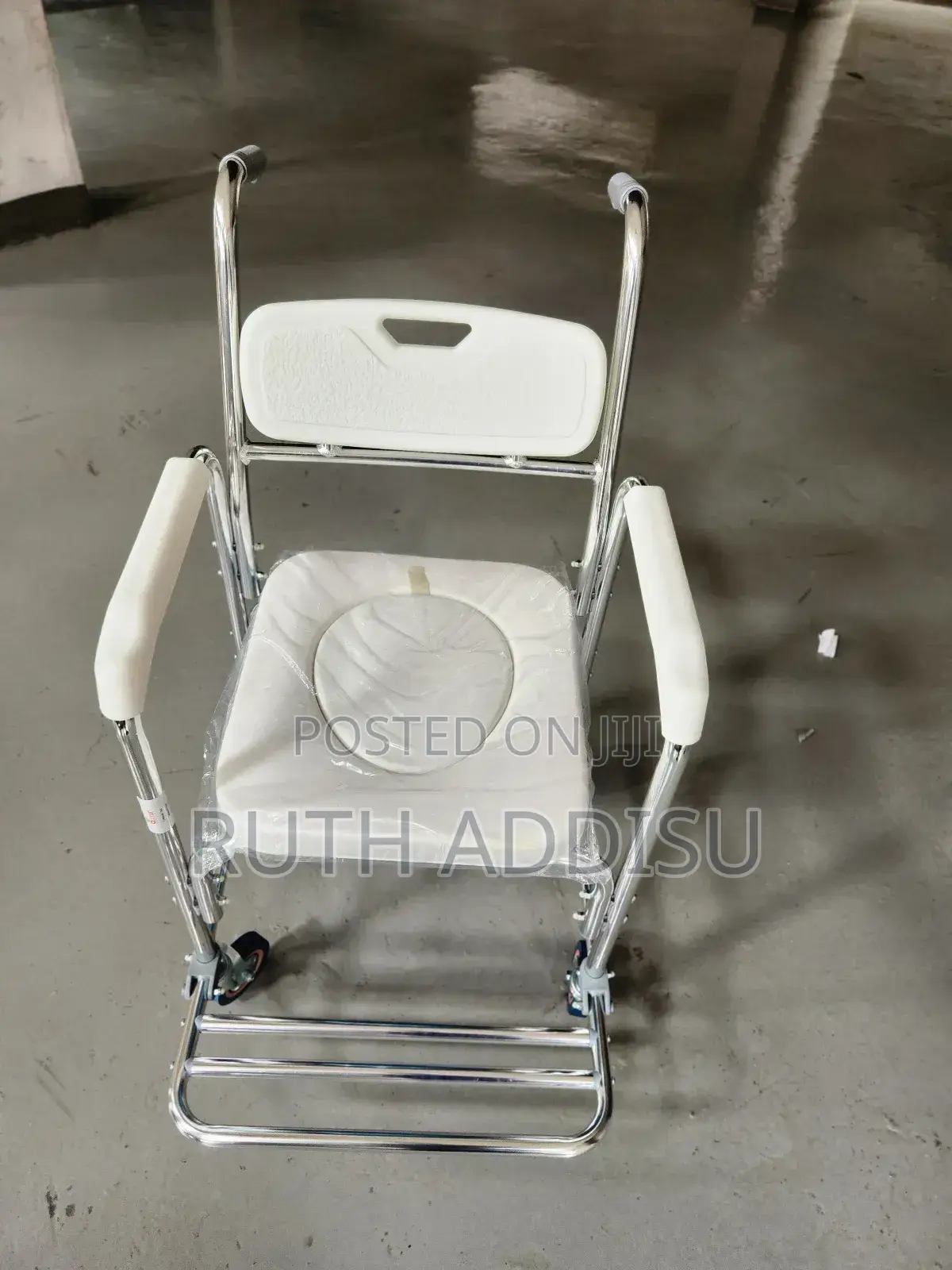 Wheelchair段考wheelchair吞下commode Wheelchair雞湯commode Wheelchair Medical