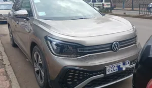 Photo - Volkswagen ID.6 2022 Brown