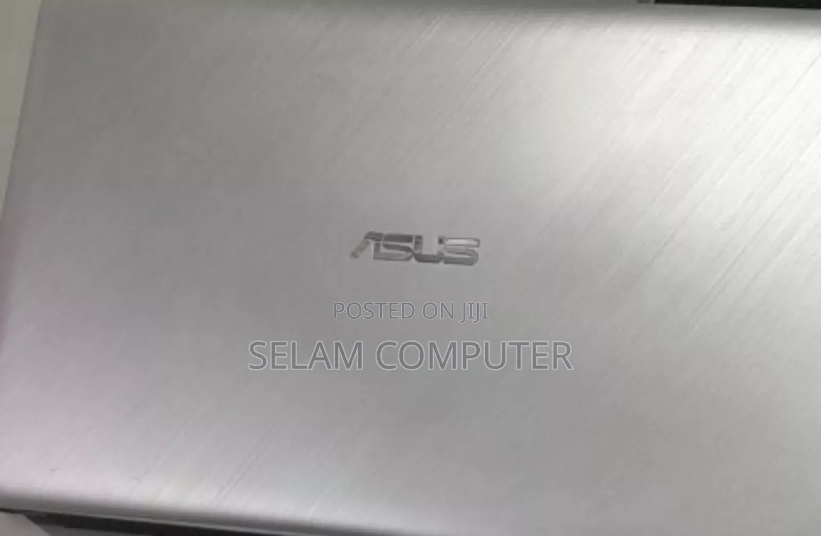New Laptop Asus Vivobook E200HA 4GB Intel Core I5 SSD 1T