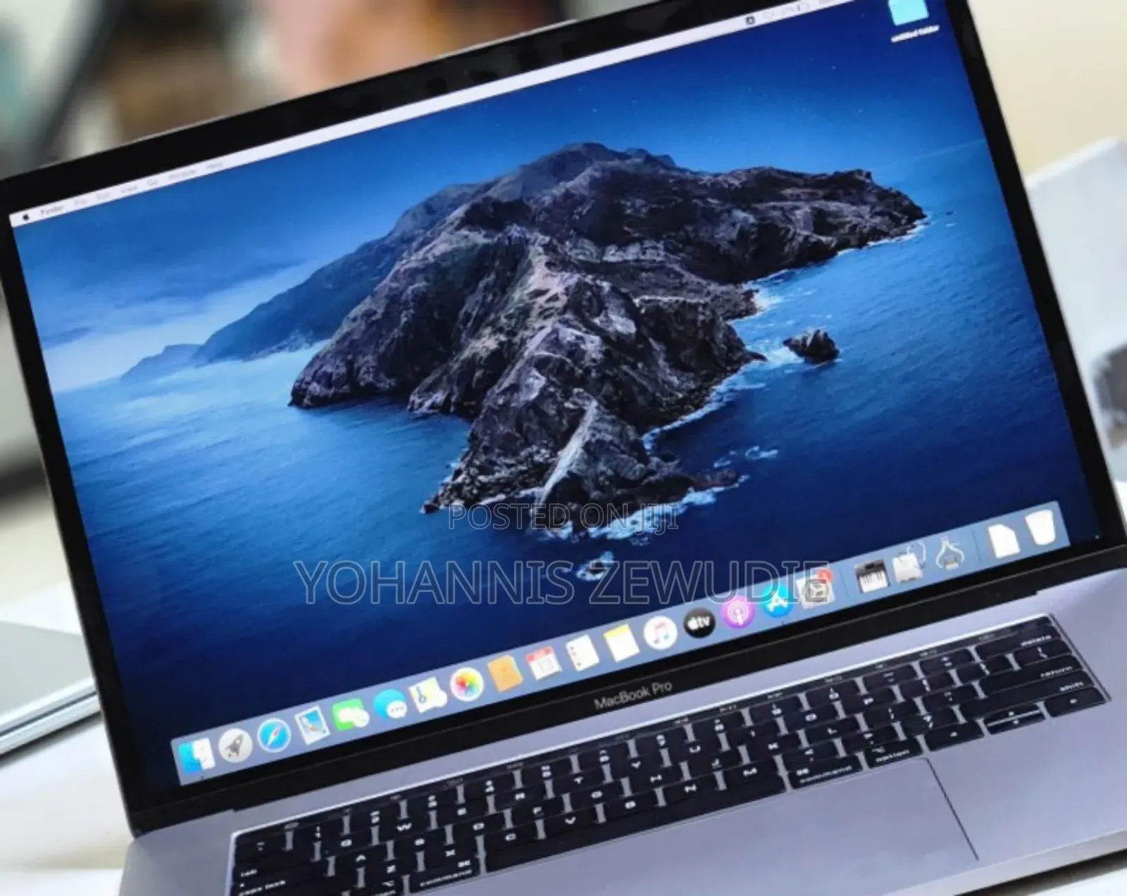New Laptop Apple MacBook Pro 2019 32GB Intel Core I9 SSD 1T