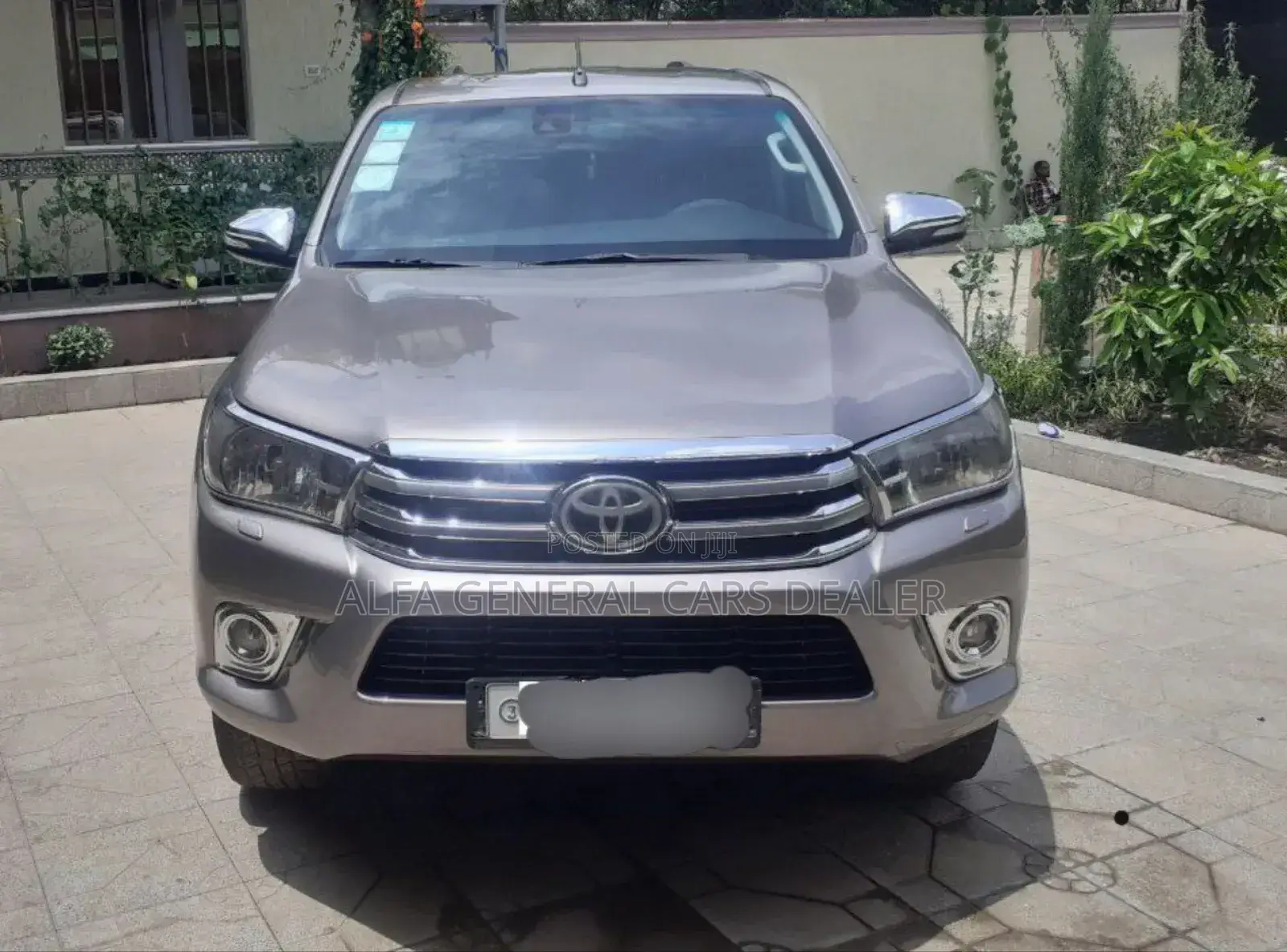 Toyota Hilux 2016 Gray