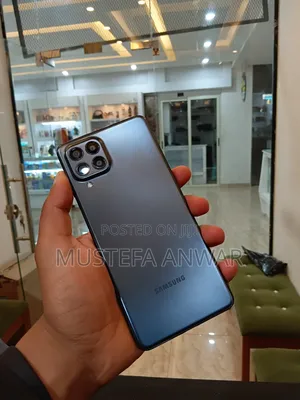 New Samsung Galaxy M33 128 GB Black