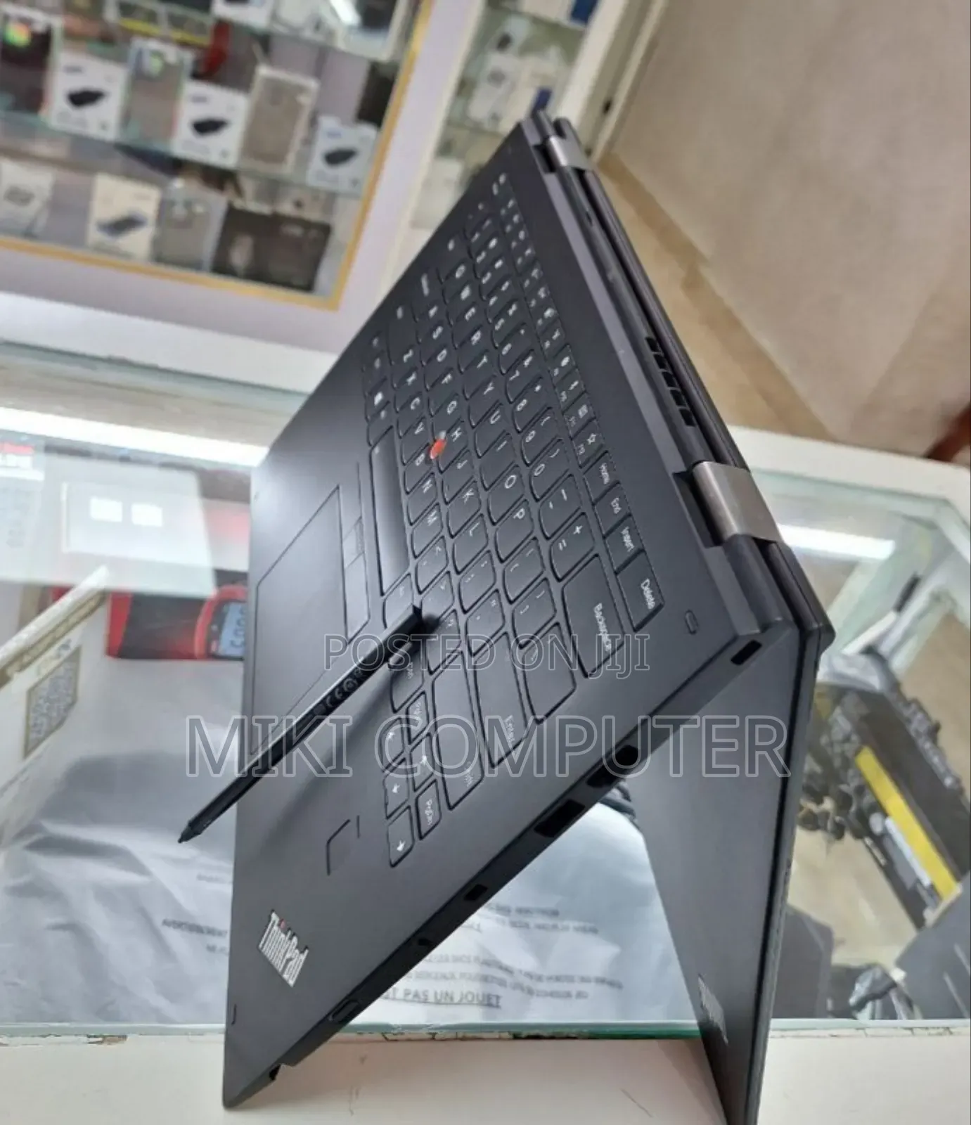 New Laptop Lenovo Thinkpad X1 Yoga 8GB Intel Core I5 SSD 512GB