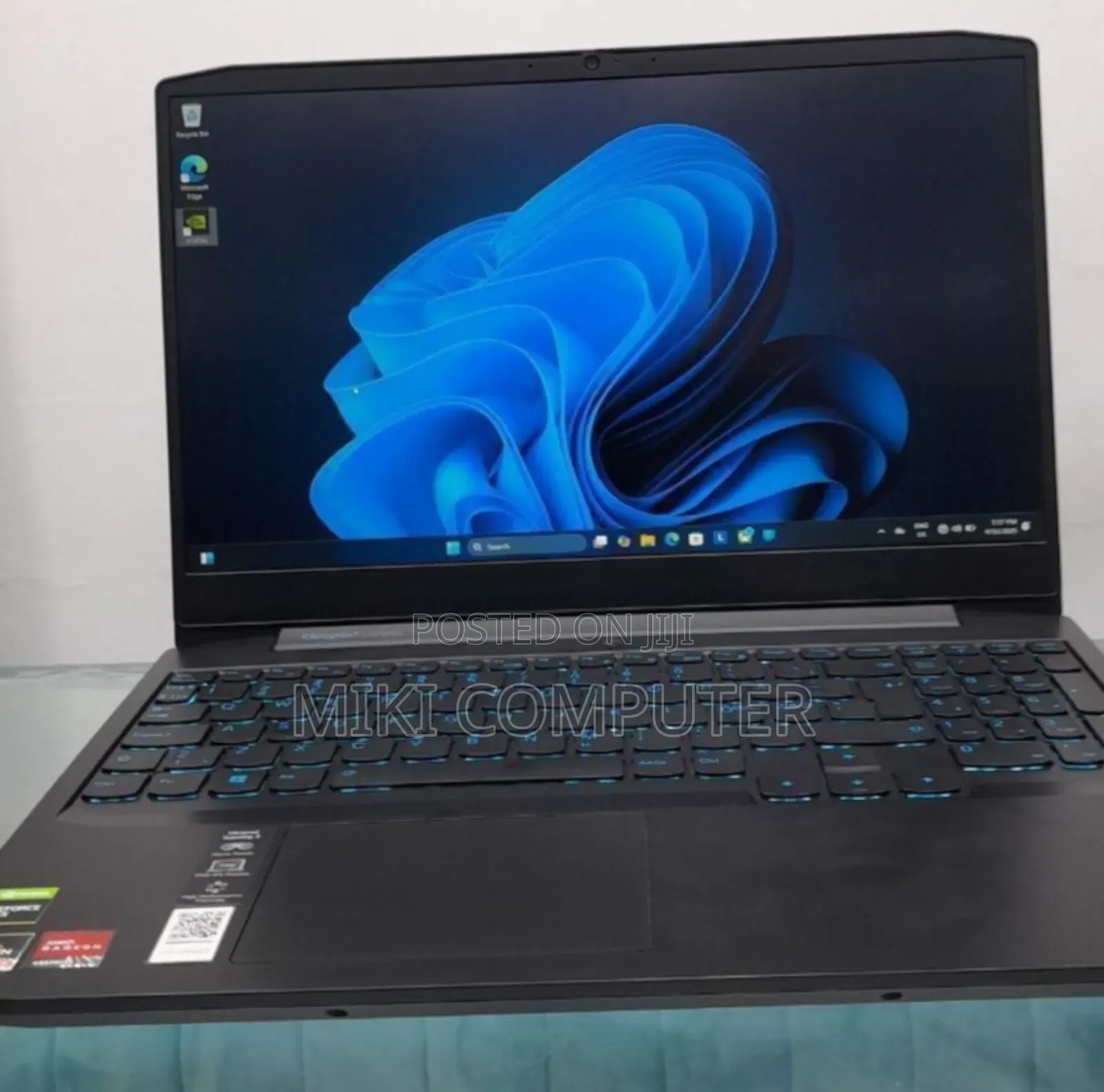 New Laptop Lenovo Ideapad 3 16GB AMD Ryzen 5 SSD 256GB