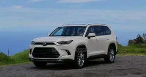 New Toyota Highlander Platinum 2025 Ivory