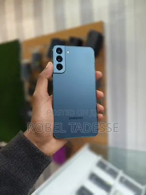 Photo - Samsung Galaxy S22+ 5G 128 GB