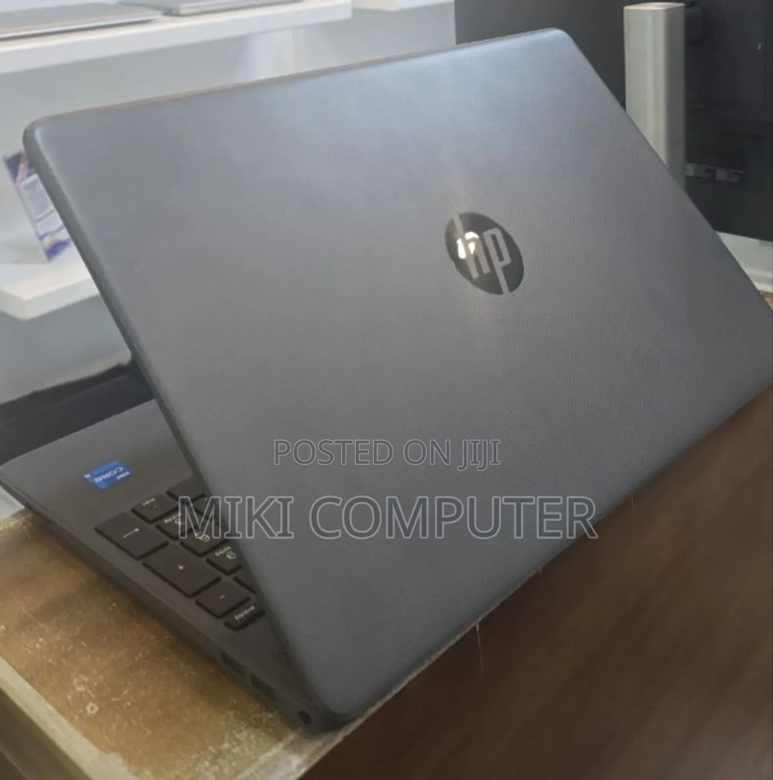 New Laptop HP Stream Notebook 8GB Intel Core I5 SSD 1T