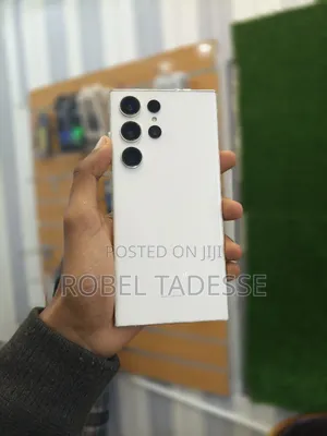 Photo - Samsung Galaxy S23 Ultra 256 GB White