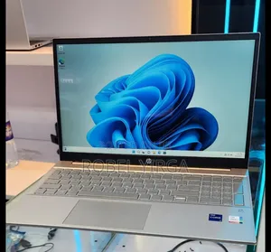 New Laptop HP Pavilion 15 8GB Intel Core I7 SSD 512GB