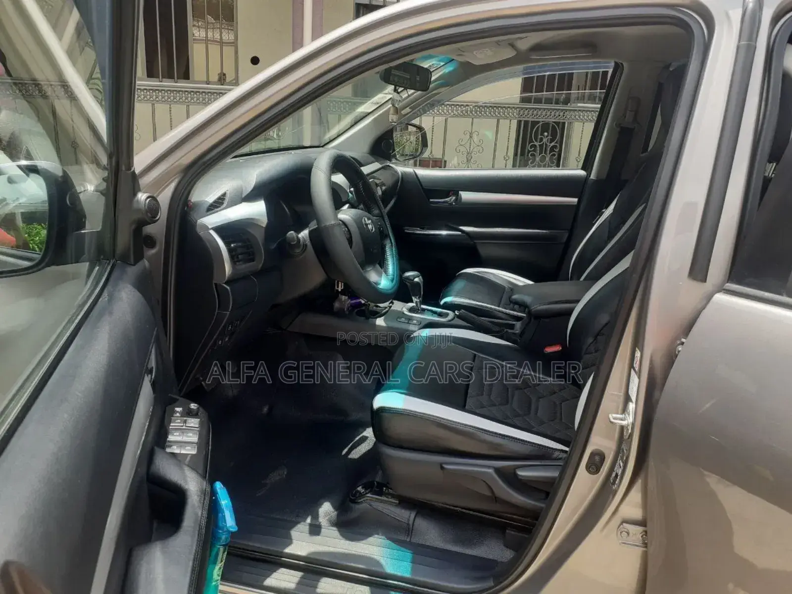 Toyota Hilux 2017 Silver