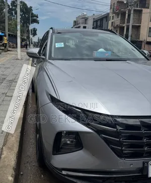 Hyundai Tucson 2021 Silver
