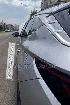 Hyundai Tucson 2021 Silver