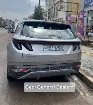 Hyundai Tucson 2021 Silver