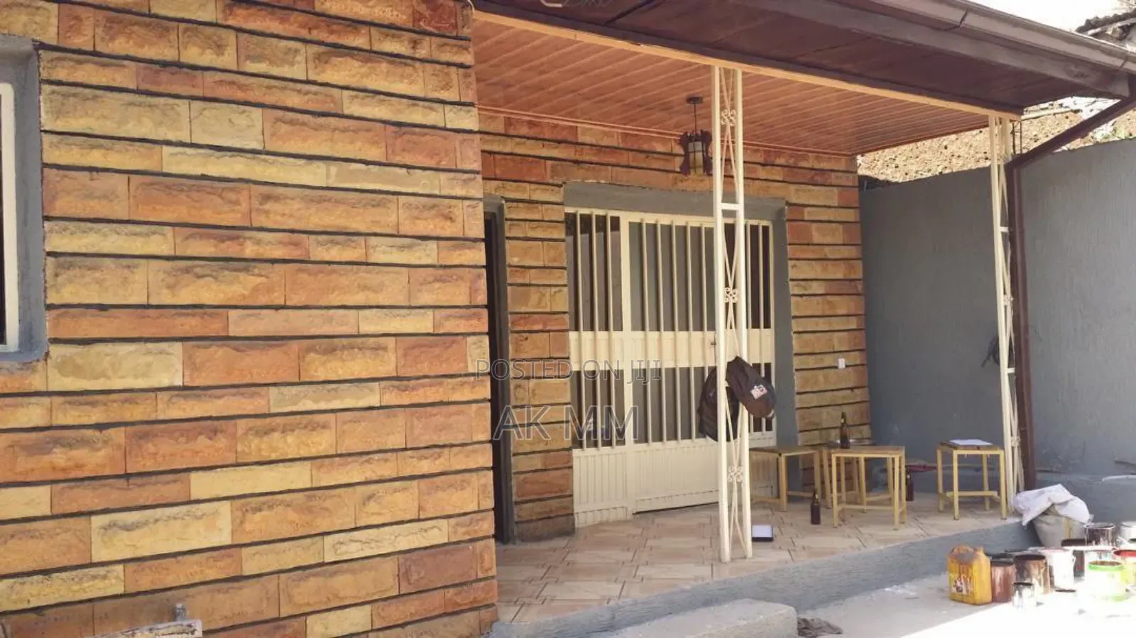 Furnished 5bdrm Villa in Yeka for sale