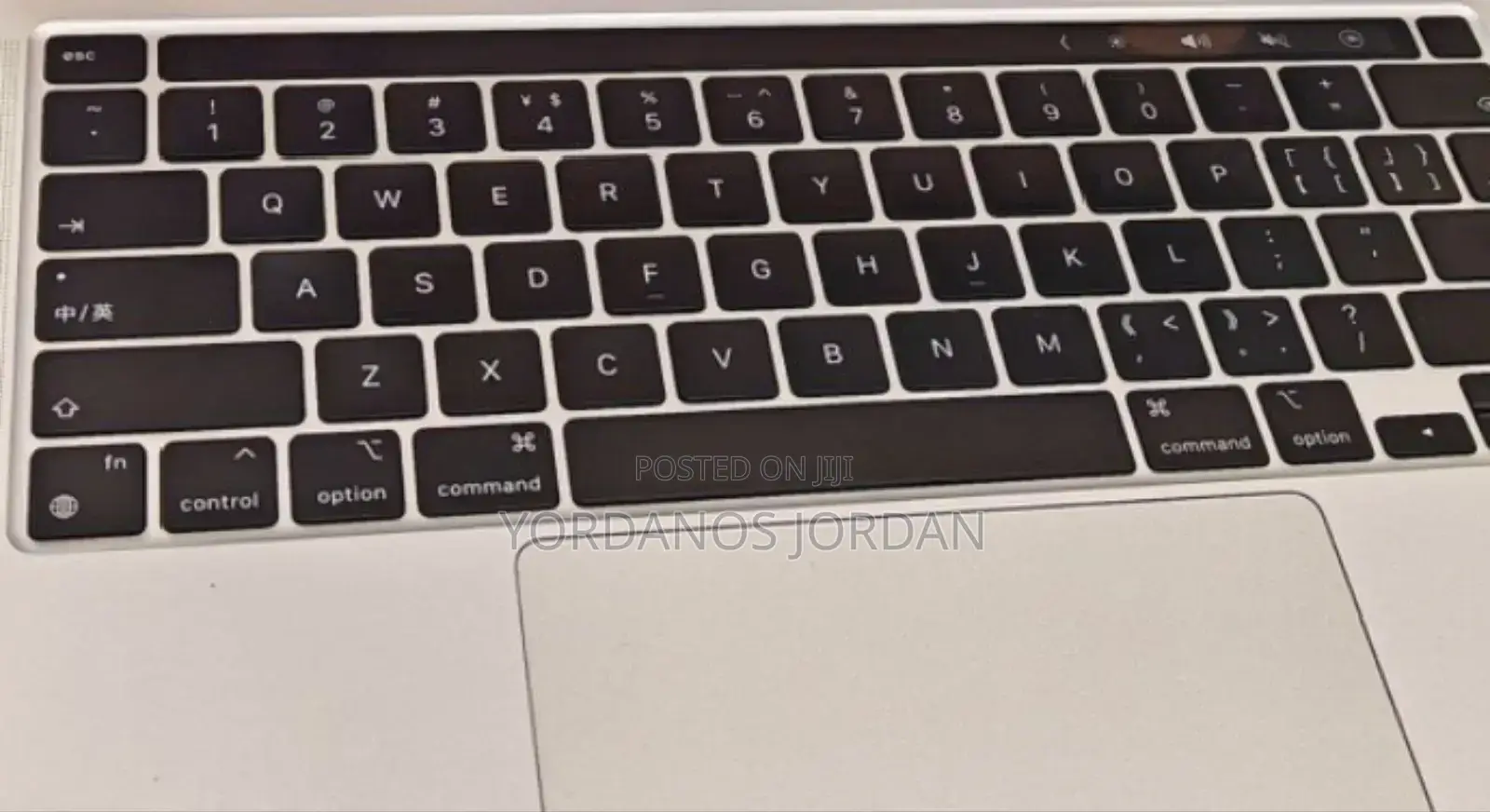 New Laptop Apple MacBook Pro M1 8GB AMD Ryzen 7 SSD 256GB