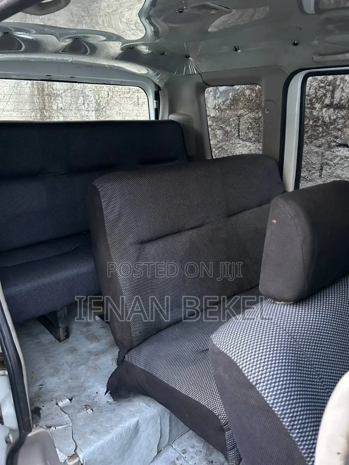 Suzuki Every Wagon 2012 White