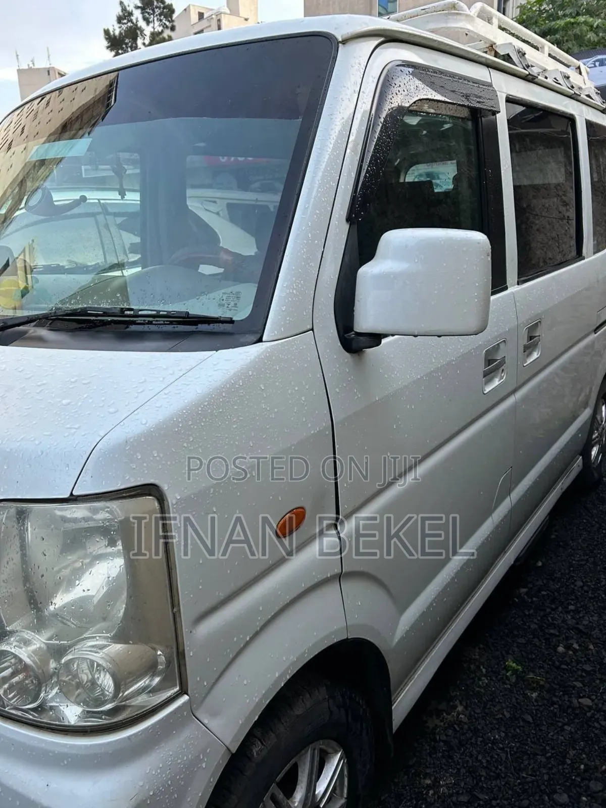 Suzuki Every Wagon 2012 White