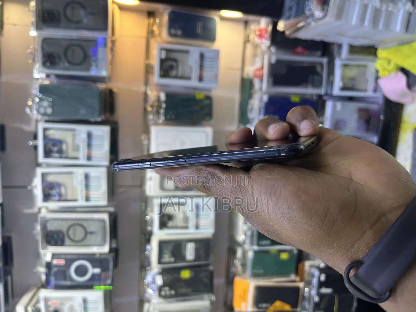 Apple iPhone SE (2020) 128 GB Black