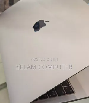 New Laptop Apple MacBook Pro M1 8GB Apple M1 SSD 256GB