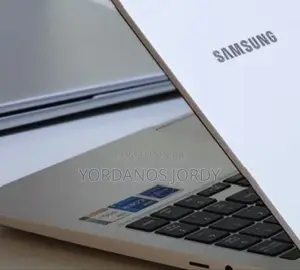 New Laptop Samsung Galaxy Book 2 8GB Intel Core i5 SSD 256GB