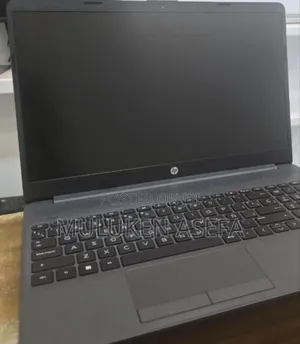 New Laptop HP Stream Notebook 8GB Intel Core I5 SSD 1T