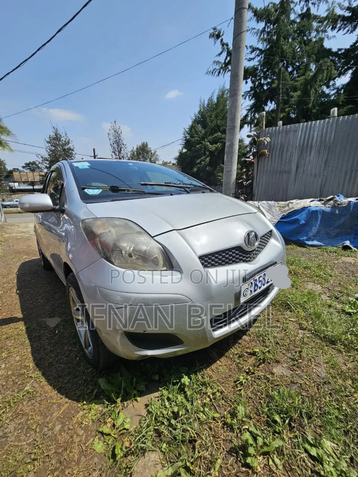 Toyota Yaris 2010 Silver