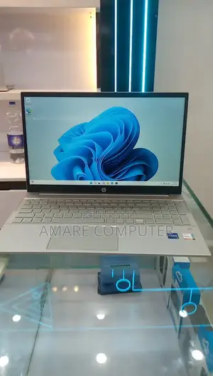 New Laptop HP Pavilion 15 8GB Intel Core I7 SSD 512GB