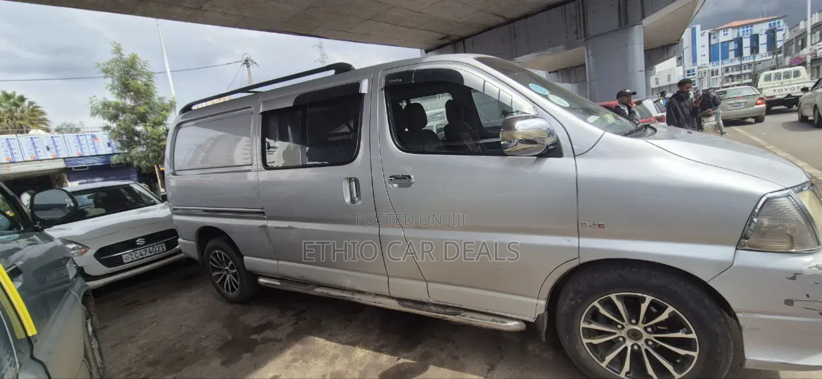 Toyota HiAce 2009 Silver