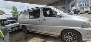 Toyota HiAce 2009 Silver
