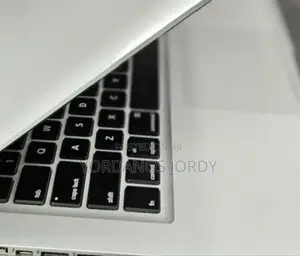 New Laptop Apple MacBook Pro 2012 4GB Intel Core i5 SSD 256GB