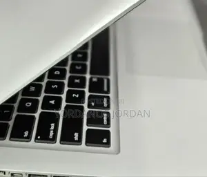 New Laptop Apple MacBook Pro 2012 4GB Intel Core i5 SSD 256GB
