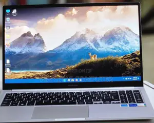 New Laptop Samsung 8GB Intel Core I5 SSD 256GB