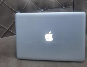 Photo - New Laptop Apple MacBook Pro 2011 8GB Intel Core i5 HDD 500GB