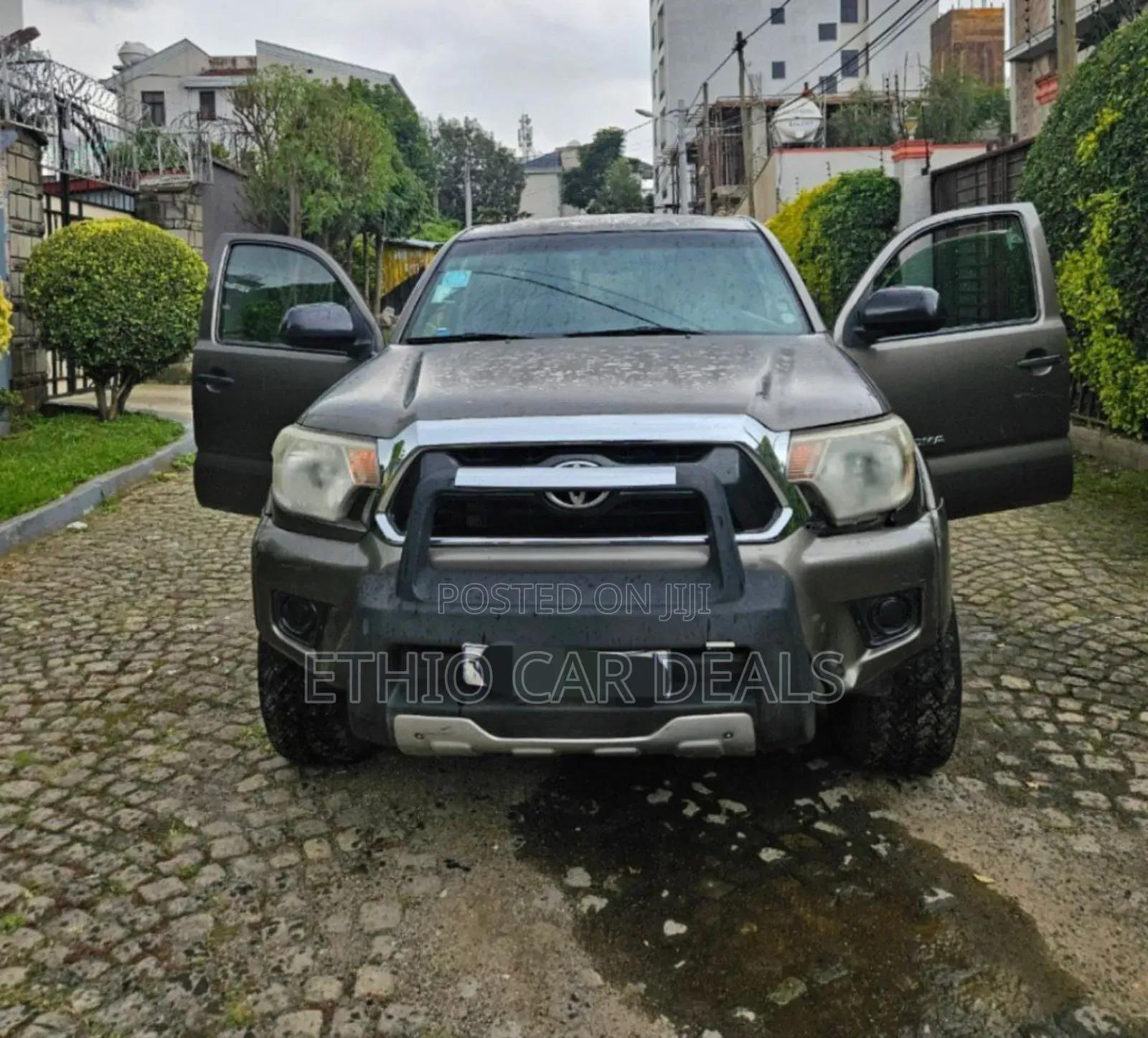 Toyota Tacoma 2012 Beige