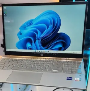 New Laptop HP Pavilion 15 8GB Intel Core I7 SSD 512GB