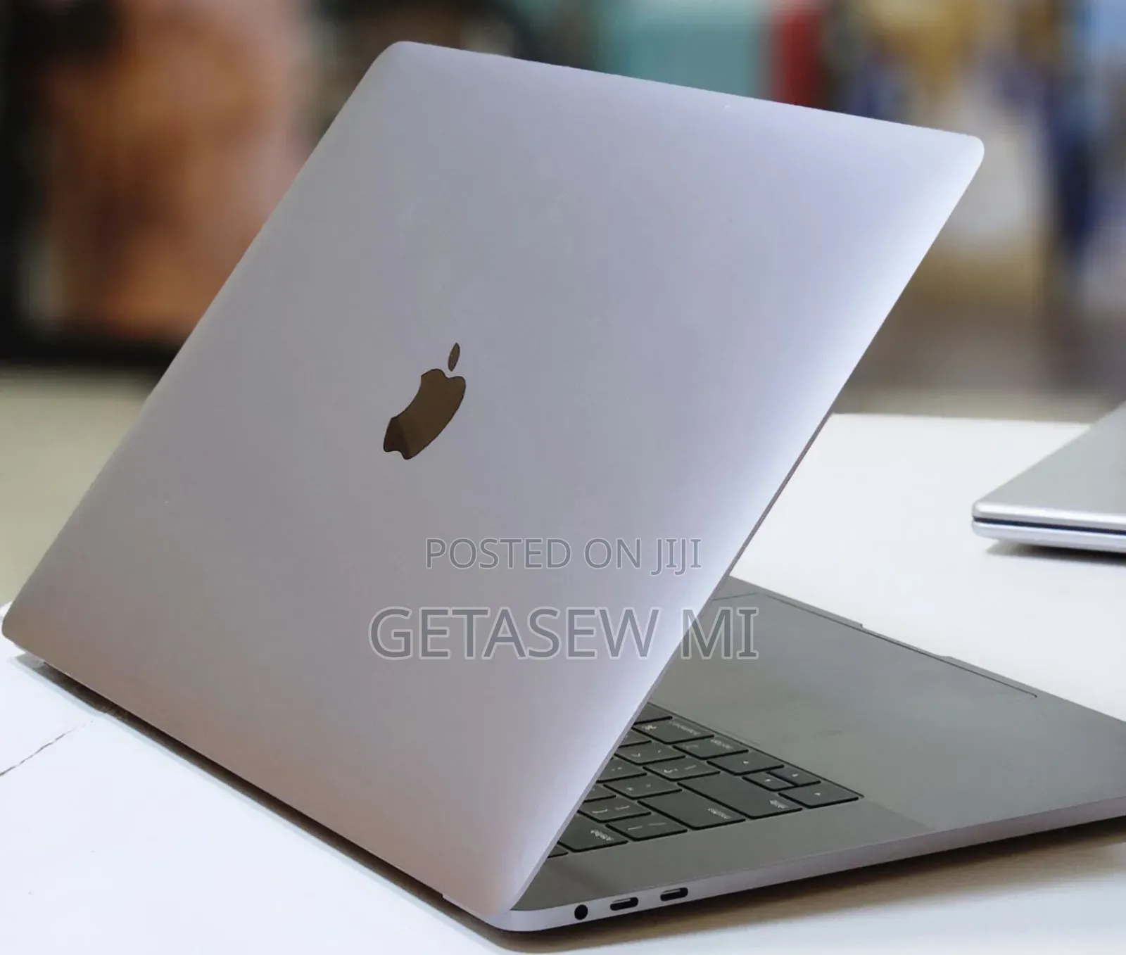 New Laptop Apple MacBook Pro 2019 32GB Intel Core I9 SSD 1T