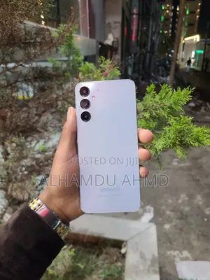 Photo - Samsung Galaxy A05s 128 GB Silver